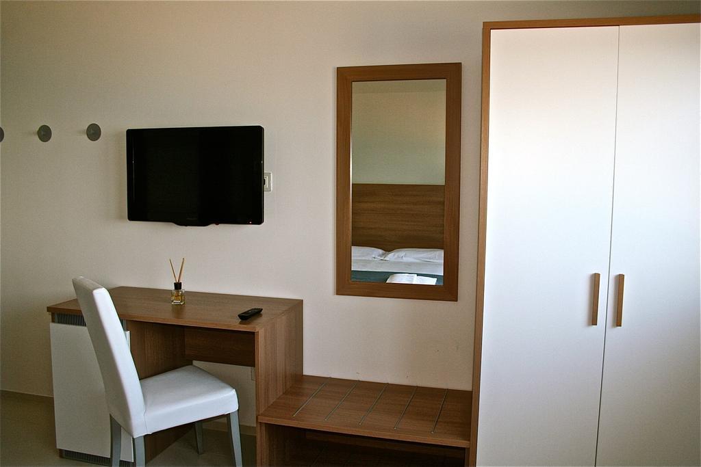Hotel Baia Marina Cupra Marittima Habitación foto