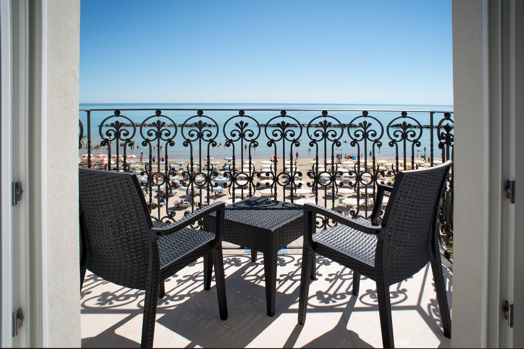 Hotel Baia Marina Cupra Marittima Exterior foto